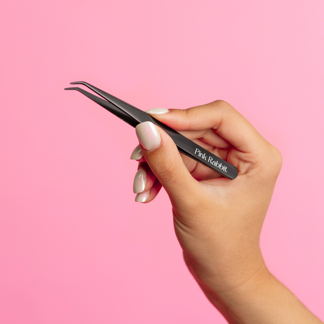 At Home Eyelash Extensions Using On Point Tweezers | Pink Rabbit Cosme